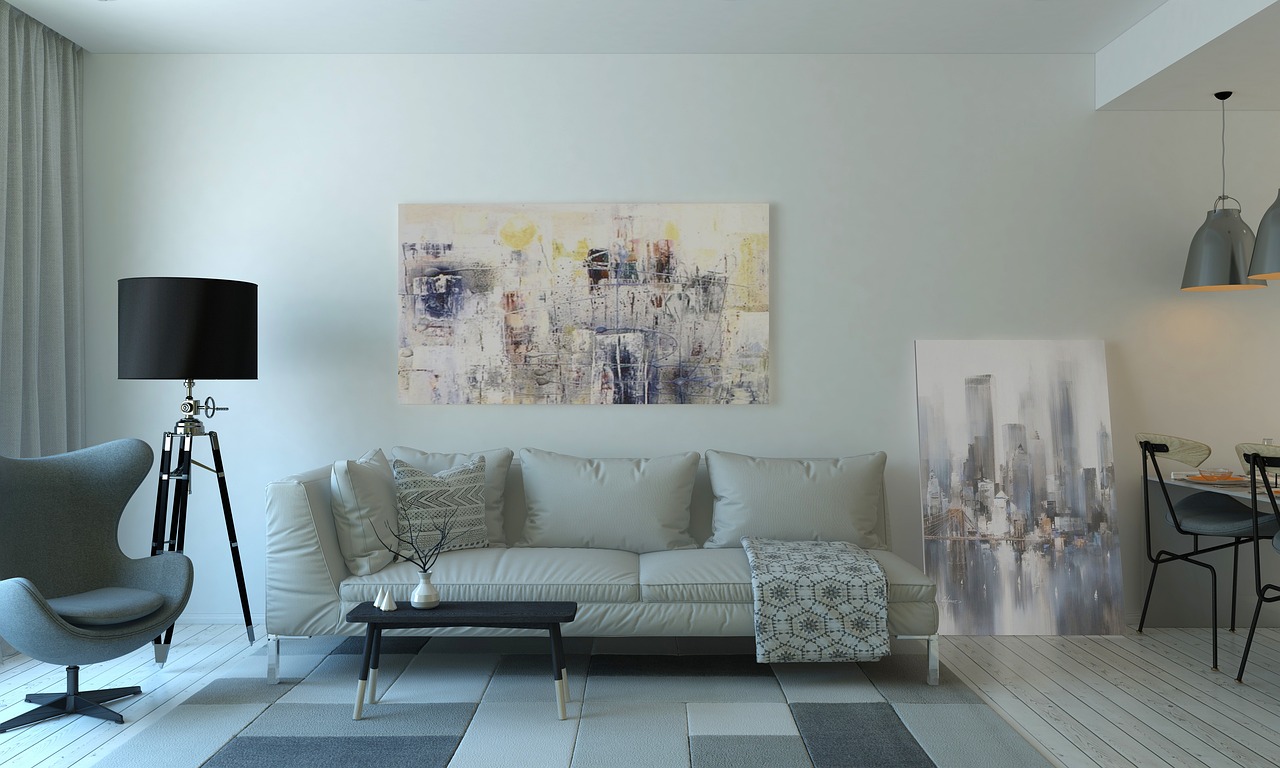 Minimalistisch ingerichte woonkamer met feng shui-elementen.
